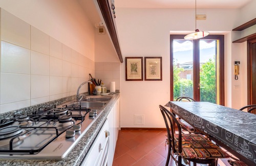 Bellagio Chalet De Esquí | Villetta Camelia with Garden by Wonderful Italy