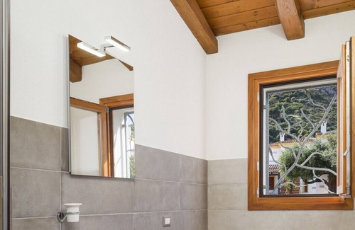 San Teodoro Chalet De Esquí | Villetta Etesia - modern home beside Lu Impostu
