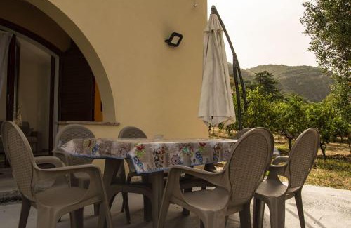 Marina di Pisciotta Apartamento | Villetta Luneria