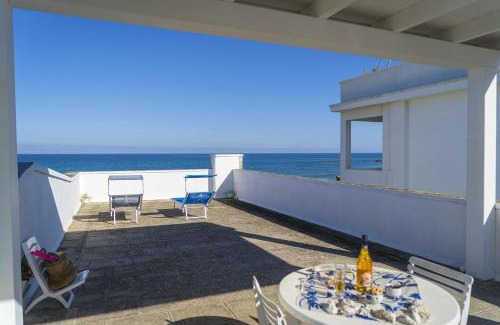 Torre Specchia Ruggeri Apartamento | Villetta Meraviglia With Garden Sea View - Happy Rentals
