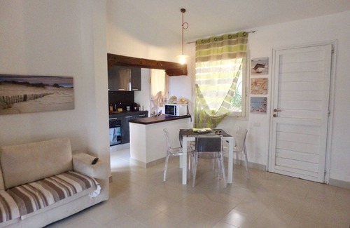 Notteri Casa | casa de vacaciones en la playa de Porto Giunco ​​(Notteri). INGLÉS / FRANCÉS