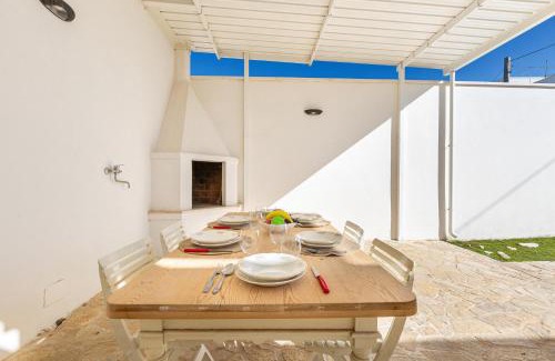 Sant'Isidoro Casa | Villetta Ondablu by BarbarHouse