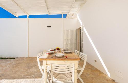 Sant'Isidoro Casa | Villetta Ondablu by BarbarHouse