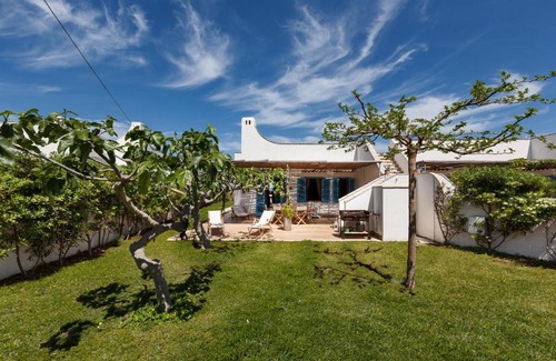 Villanova Casa | Villetta Tisbe by Wonderful Italy