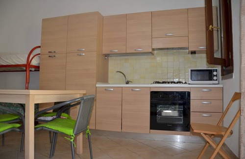 Budoni Apartamento | Villino 10 Posti Letto Fbu-zan02