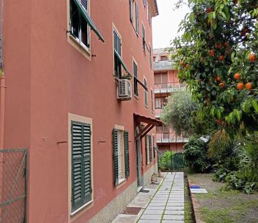 Pegli Apartamento | Villino Molinari