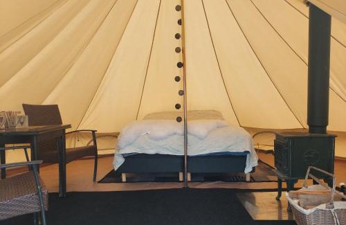 Hattfjelldal Otro | Villmarksgård camping