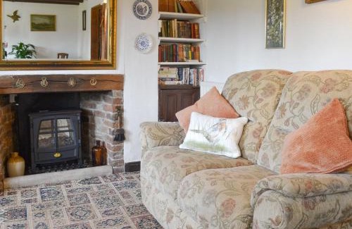 Great Snoring Casa | Vine Cottage - Ukc4237