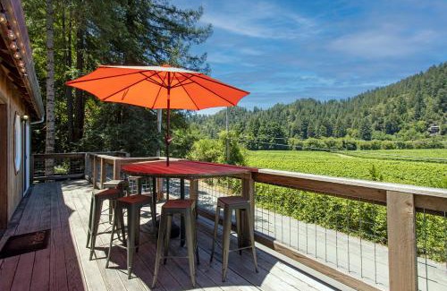 Guerneville Casa | Vinewood Lodge