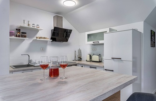 Gorenja Vas pri Smarjeti Casa | Vineyard Cottage Radovlja With Sauna, Šmarješke Toplice, Slovenia