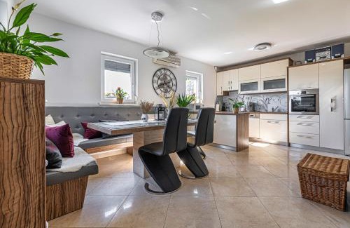 Smarjeske Toplice Casa | Vineyard Cottage Deer's Hill - Happy Rentals