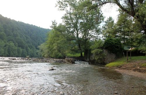 Crnomelj Apartamento | Vineyard cottage Kolpa Zupančič