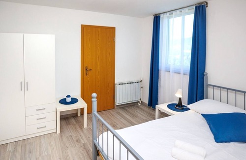 Crnomelj Apartamento | Vineyard cottage Izvir Lahinje