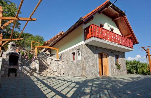Trska Gora Casa | Vineyard Cottage Lustek