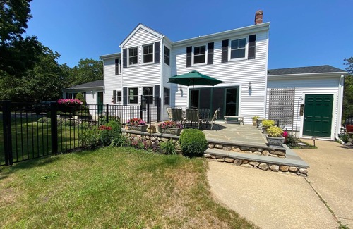 West Tisbury Casa | Vineyard Getaway, Private Home, Centrally Located To All Island Amenities.
