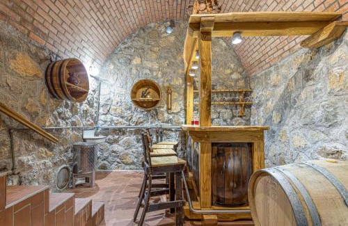 Crnomelj Casa | Vineyard Homestead Vrtin - Happy Rentals