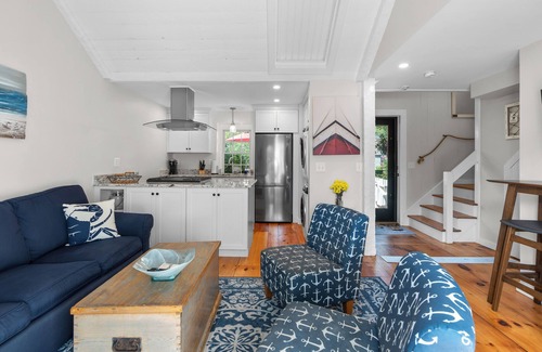 Mashpee Casa | Vineyard Sound Retreat Sleeps 6!