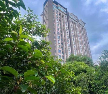 District 4 Apartamento | Vinh Hoi Apartment Free one way airport pick up from TSN Airport