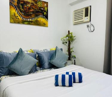 Phil-Am Apartamento | Vinia Infinity Studio 1 Near Malls with WiFi and Netflix