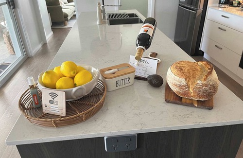 Bletchington Casa | Vinosa Summary: Where