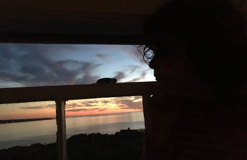 Chilmark Casa | 1920 Vintage Beach House W / Trayectoria y gloriosas vistas del atardecer Agua