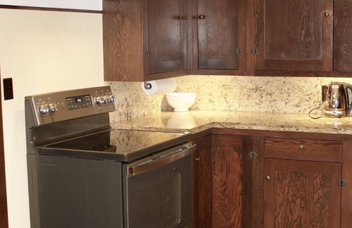 Woodstock Casa | Vintage 3BR/2BA home in desirable Woodstock neighborhood