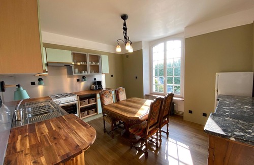 Coutances Casa | Vintage apartment in an elegant mansion