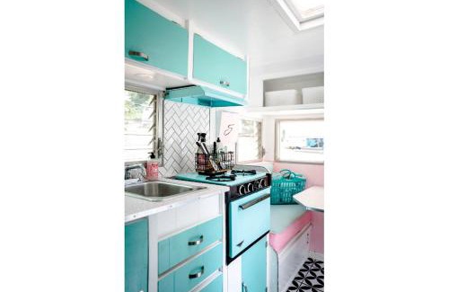 Franklin Casa | Vintage Camper Rental in Franklin for Couples Getaway in the Mountains in North Carolina