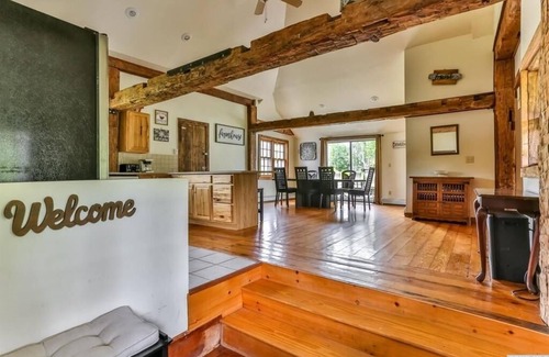 Windham Otro | Vintage Charm Farmhouse Retreat