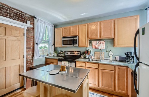 Lincoln Park Casa | Vintage Charm in the Heart of Denver!!!