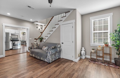 North Chattanooga Casa | Vintage Charm, Modern Living, 5 minutes to downtown Chattanooga