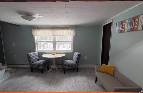 Alpena Cabaña | Vintage cottage with WiFi in Alpena - 5 bedrooms available