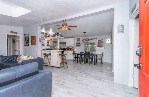Rio Linda Casa | Vintage Eclectic Home Near Sacramento Airport!