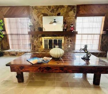 Tampa Casa | Vintage Family Scape + heated pool&discount