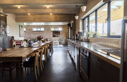 Arendonk Casa | Vintage farmhouse with giant garden