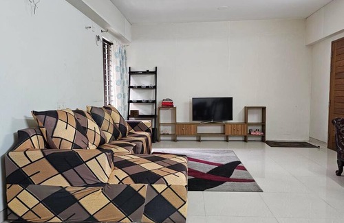 Dhaka Apartamento | Vintage GreyRoom - Family Stay