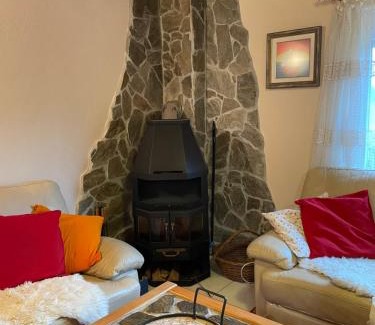 Hrastnik Casa | Vintage Holiday House