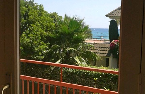 Comarruga Casa | Casa Vintage delante del mar para 15 huéspedes