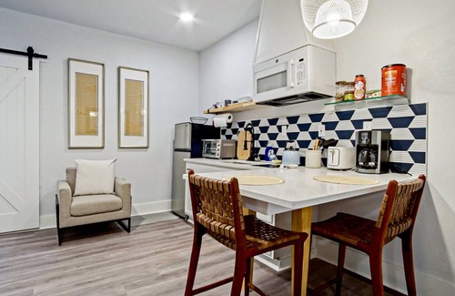 Central Oklahoma City Apartamento | Vintage Studio 6min-plaza Dist Full Kitchen