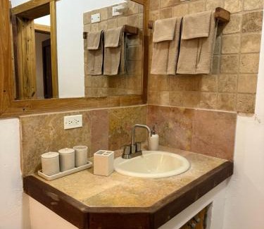 Cedar Village Apartamento | Vintage Timbers Cottages