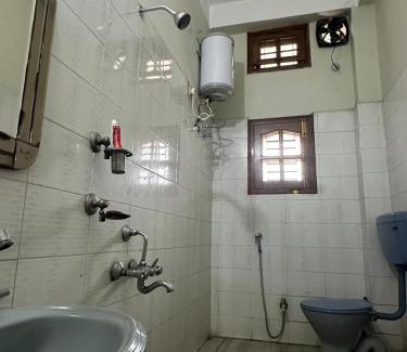 Sualkuchi Casa | Vintage Villa