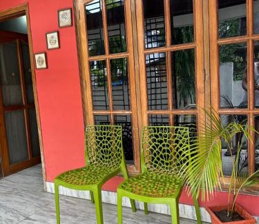 Sualkuchi Casa | Vintage Villa
