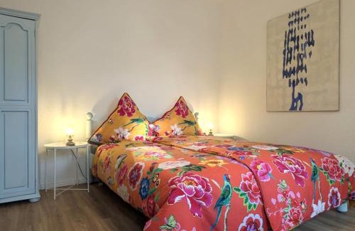 Nikolaiviertel Apartamento | Vintage-Wohnung Silberstadt