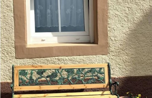 Fell Cabaña | Vintner's cottage beautiful vineyard trails + slate mining tour 9 km to Trier