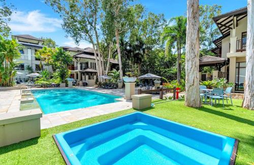 Palm Cove Apartamento | Violet Drift - Beachside Escape in Sea Temple Resort