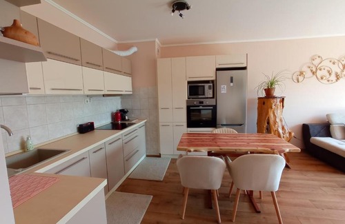 Nyiregyhaza Apartamento | Violet Superior