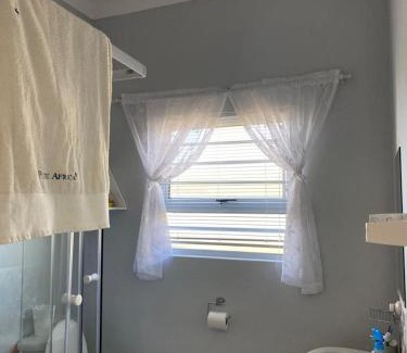Gansbaai Casa | Violet