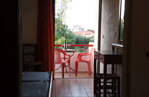 Malevizi Hotel | Violetta Hotel