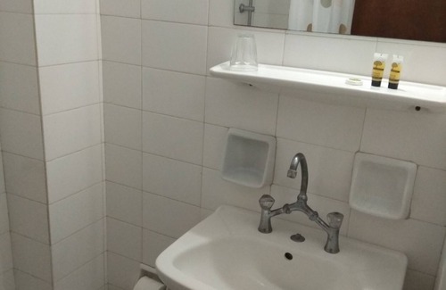 Malevizi Hotel | Violetta Hotel