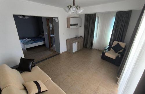 Sutomore Apartamento | Violit Apartments&Restaurant